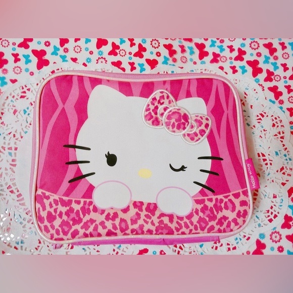 Sanrio Hello Kitty Lunch Box - Picture 1 of 12